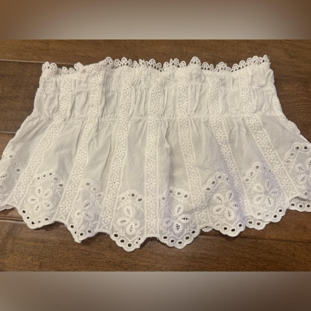 Flowy White Lace Trim Tube Top